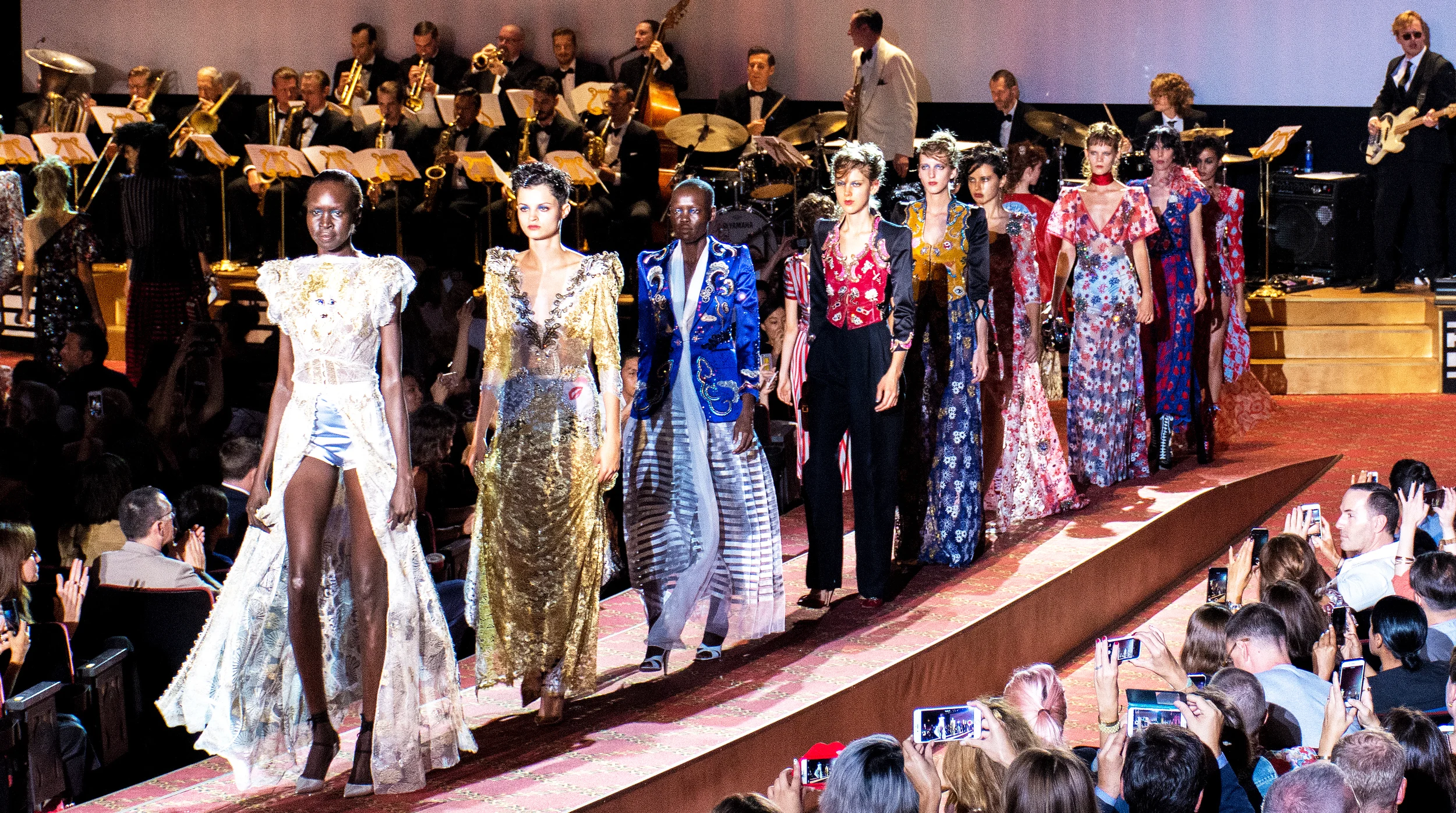 SPRING 2016 — MARC JACOBS